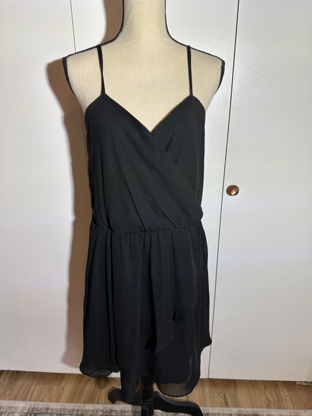 Women's Black Spaghetti Strap V-Neck Dress